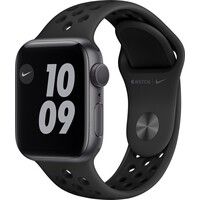 Apple Watch Nike (2020) 40mm vesmírně šedý hliník s antracitovým / černým sportovním řemínkem